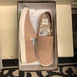 Dolce vita slip ons
